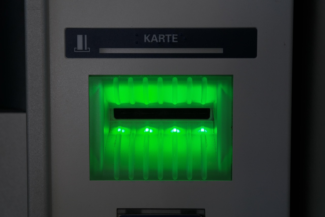 Atm, card slot, slot — Make {Dollars} Investing Currencies - What Are the Important Suggestions?