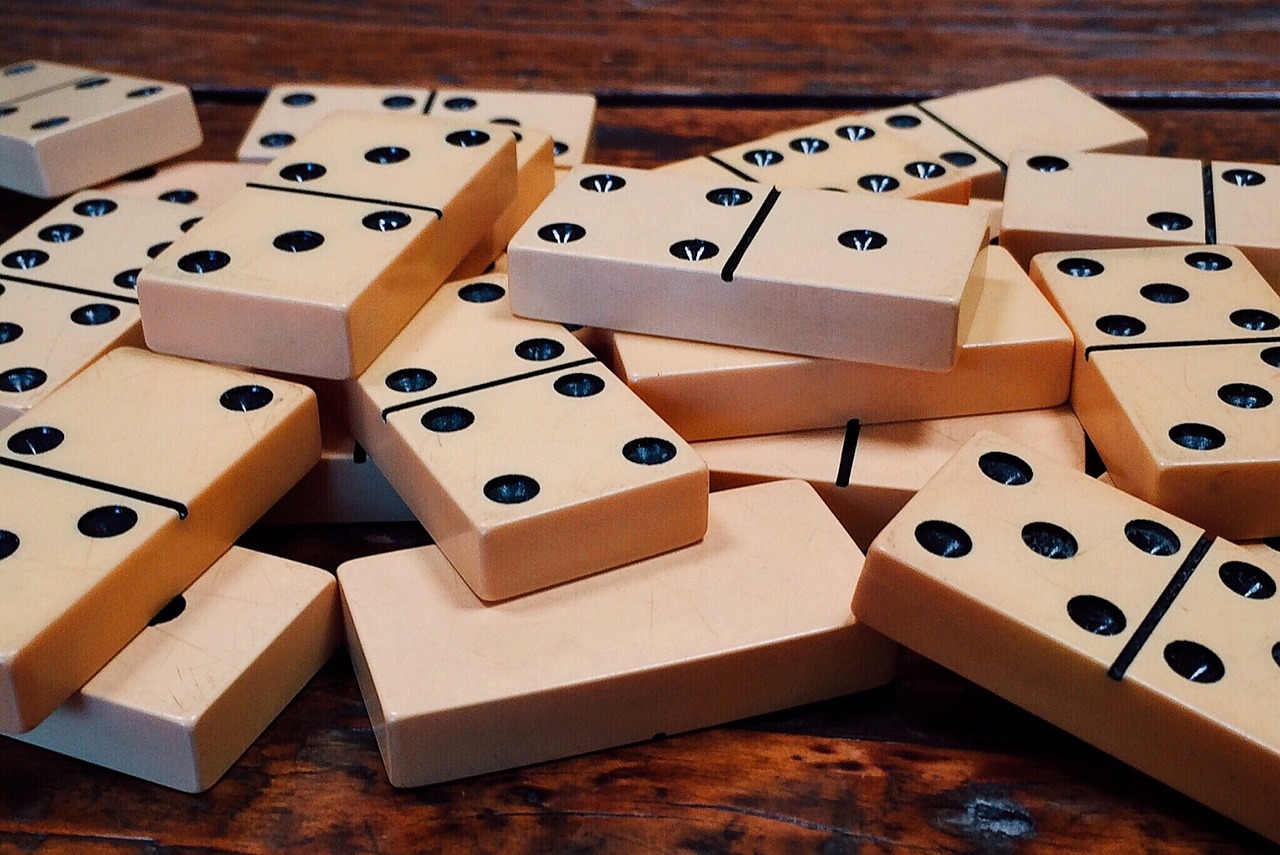 Dominoes, game, domino — Strategies and Tips for Maximizing Your Online Casino Experience in Singapore
